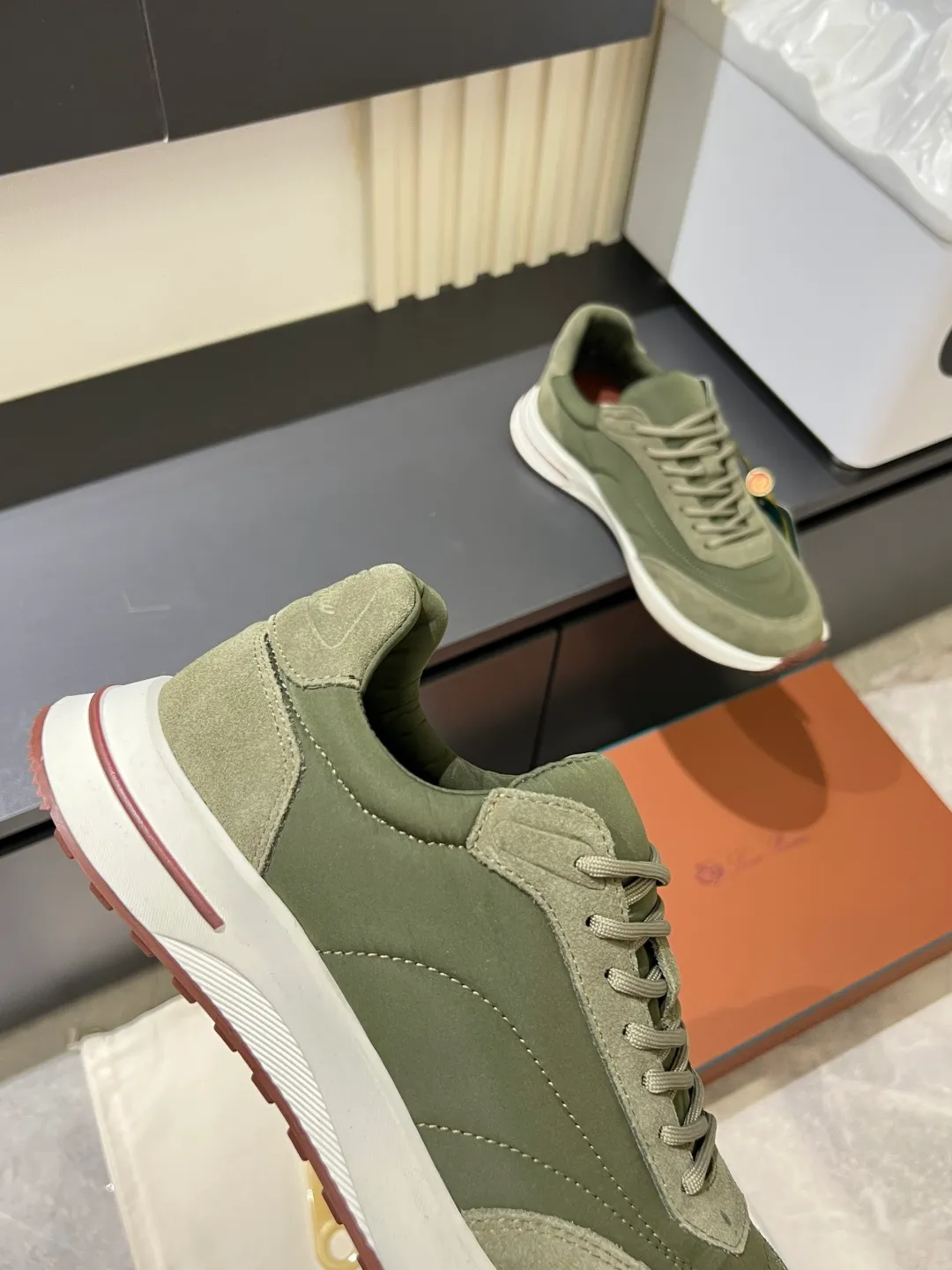 Men's men's shoes 💰p480 Loro men's shoes 💰piana niche classic jogging shoes, men's lace-up casual shoes and sneakers, high-quality lightweight and comfortable fabrics, suitable for outdoor leisure, the color scheme is young and energetic, and it looks great with sportswear or casual suits! Size: 38-44 (45 customized)